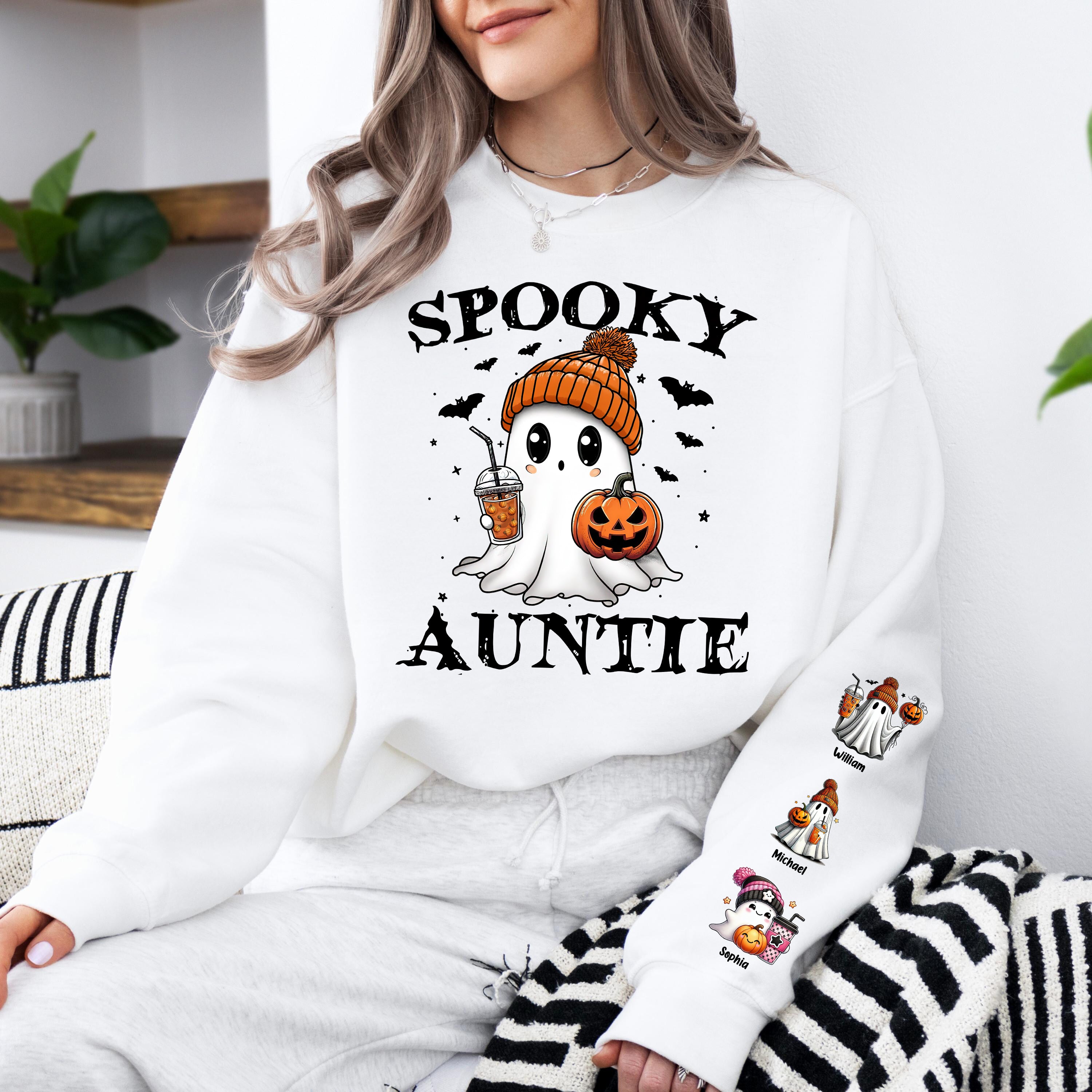 Spooky Mom Grandma Halloween Pumpkin - Custom Name Sweatshirt - Personalized Shirt Custom T-shirt